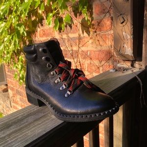 Kenneth Cole Booties